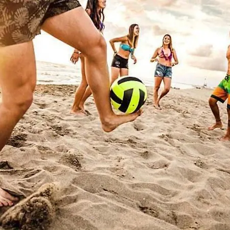 Дом отдыха Half Of Home, Terrace, Playground Ровы