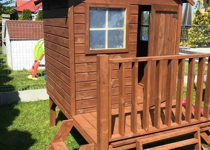 Ferienhaus Half Of Home, Terrace, Playground